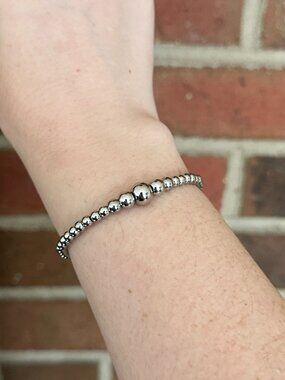 Handmade Graduated Stainless Steel Western Pearl Bracelet